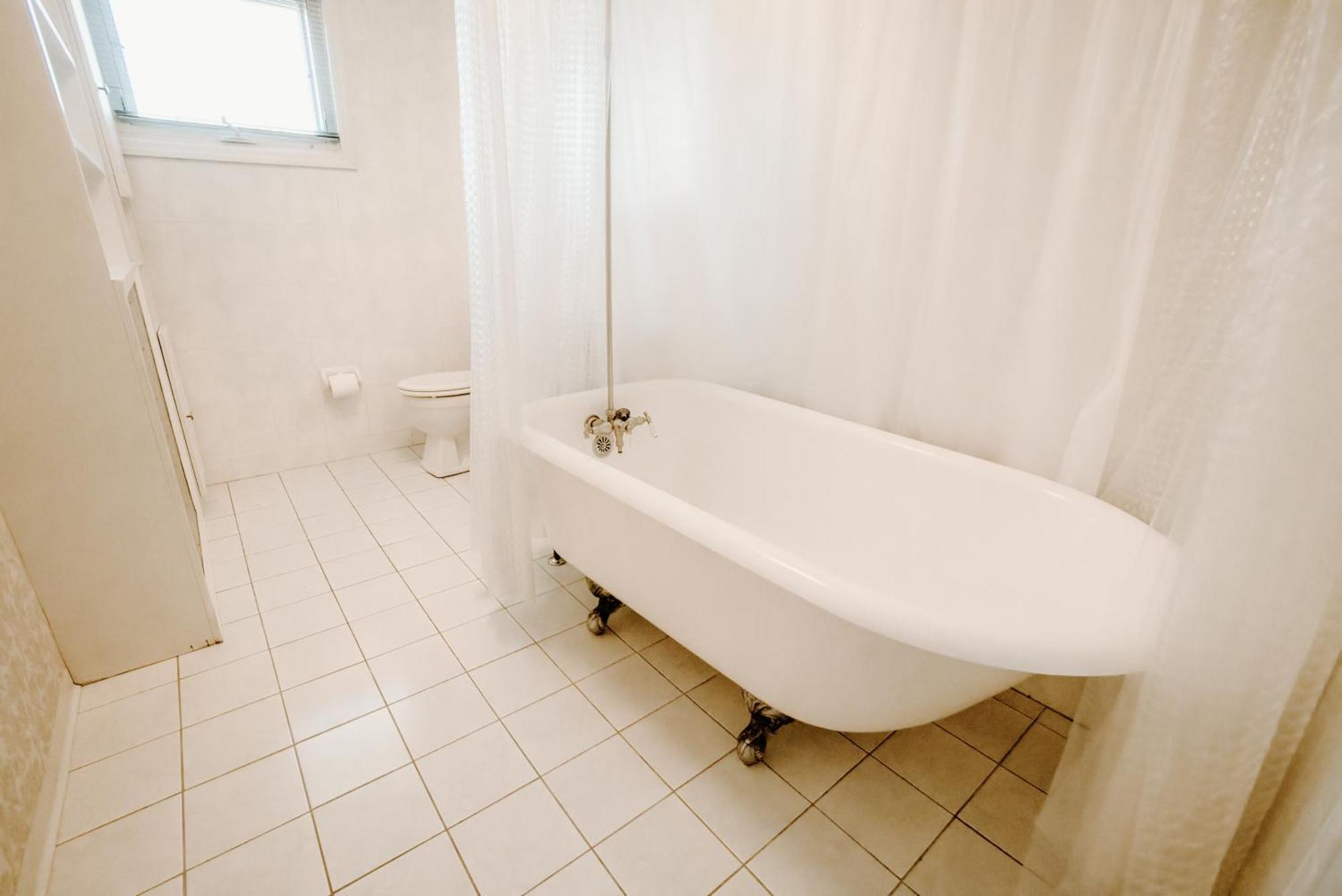 Spacious In A Quiet Neighborhood Holiday home *
